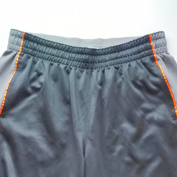 Nike active wear / basketball short men's size L black and grey - Picture 2 of 14